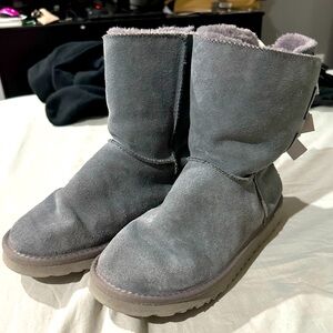 Grey Uggs, size 9 but stretched. Very loved, comfy, still lots of use